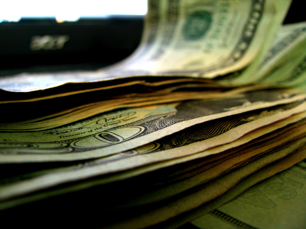 Cash Money | Sold the Macbook via craigslist. Got cash in ha… | Andy ...