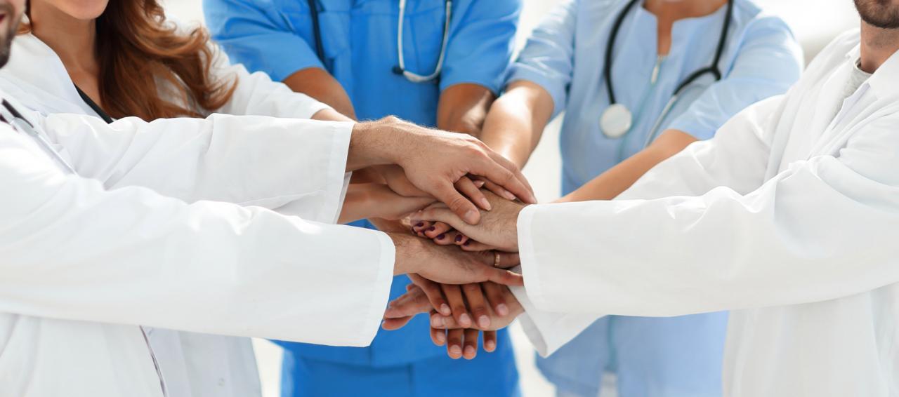 Direct Healthcare Providers vs. Traditional Health Insurance Direct Healthcare Providers vs. Traditional Health Insurance